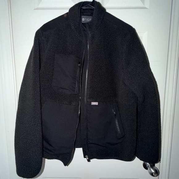 Women's Figs On-Shift Sherpa Jacket in Black - Picture 1 of 16